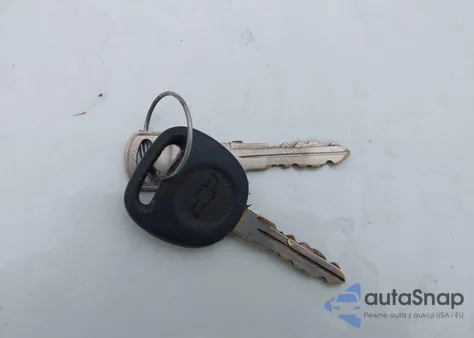 2001 GMC Sierra 1500 C3 z USA, uszkodzony, nr VIN 2GTEK69U511234164